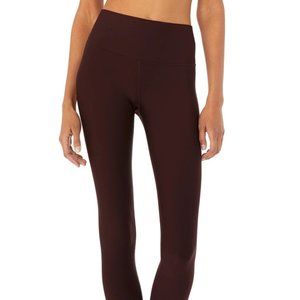 ALO Yoga Airlift High-Waist Capris - Oxblood